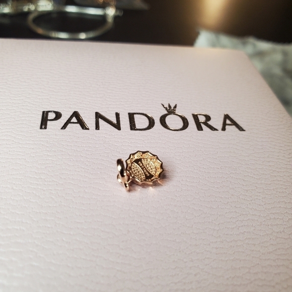 Pandora ME Lucky Bottle Cap Mini Dangle - Picture 11 of 11